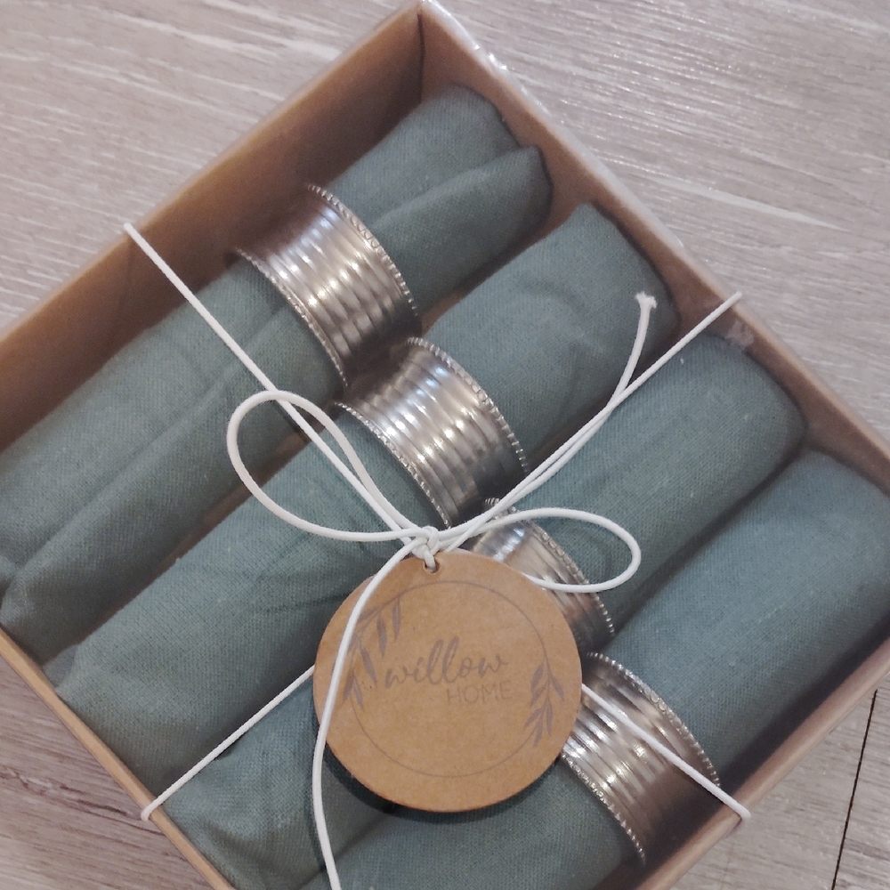 Green Linen Napkin Set